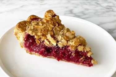 Cherry cranberry pie