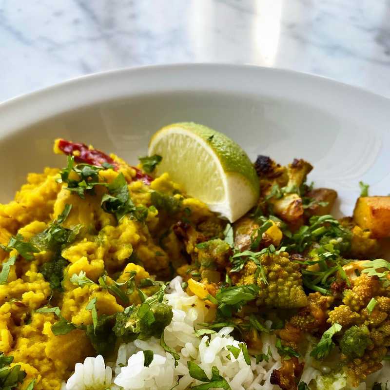 Pretty much the only meal I felt like cooking this week: dal and aloo gobi with our @natoora CSA romanesco from Priya Krishna’s Indianish cookbook. 😋🥦🥔