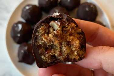 Pecan pie truffles