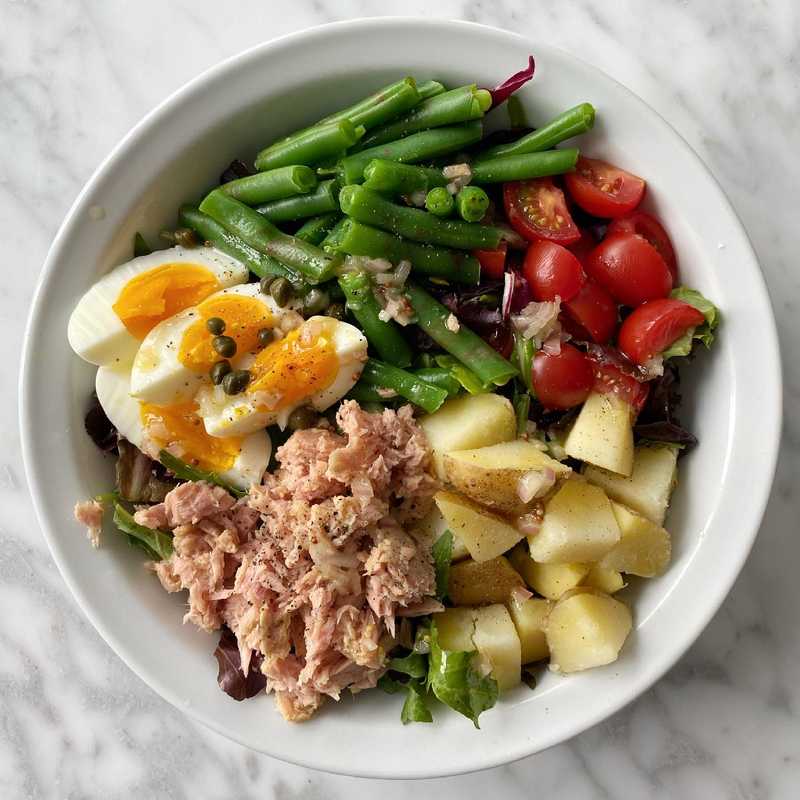 hooray for salad season!!!! 💁🏻♀️🥗 dressing is from the perfect Via Carota insalata verde recipe on NYT Cooking. lots of boiling (I use the same pot…